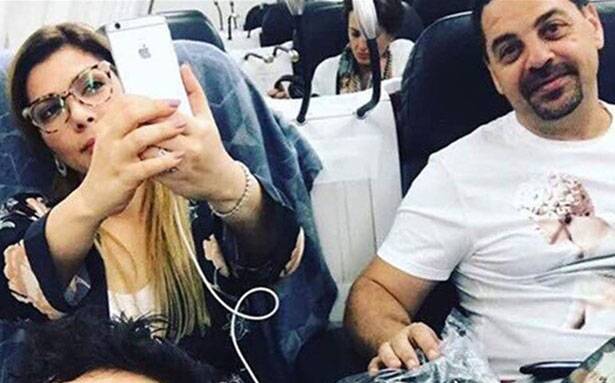 تفاصيل توقيف أصالة فى المطار.. واحتجازها لحيازتها «كوكايين»
الأمن يُخضعها لفحص المخدرات ... «إنها تتعاطى»