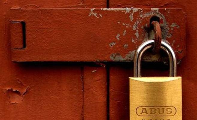 اقفال ملحمتين ومنتفة دجاج في عكار تشغل سوريين من دون اجازات