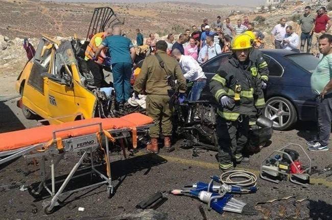 ستة قتلى فلسطينيين بحادث مروع مع حافلة مصفحة للمستوطنين