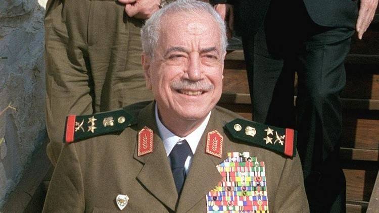 ماذا فعل طلاس كي لا تَذرف إيطالية الدمع.. وما علاقة الممثلة الشهيرة؟