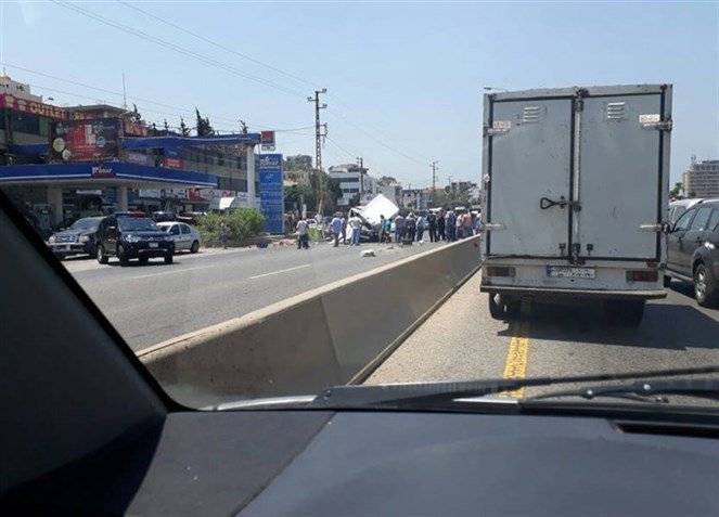 بالصور - حادث سير مروع على اوتوستراد البوار