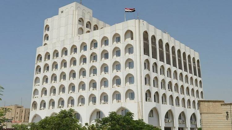الخارجية العراقية تستبعد ضباطا من نظام صدام حسين