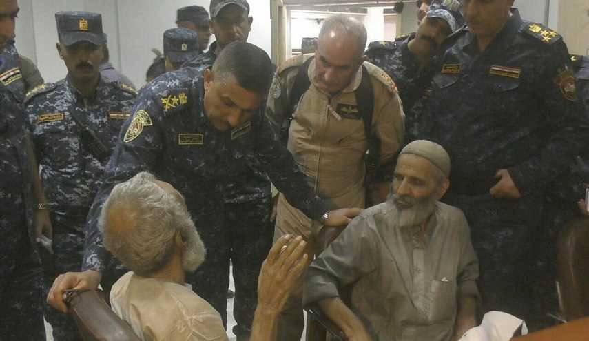 بالصور: الشرطة الاتحادية تحرر 30 من رهائن داعش في حي الشفاء