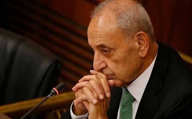 بري لإعطاء الحق للمدنيين والعسكريين