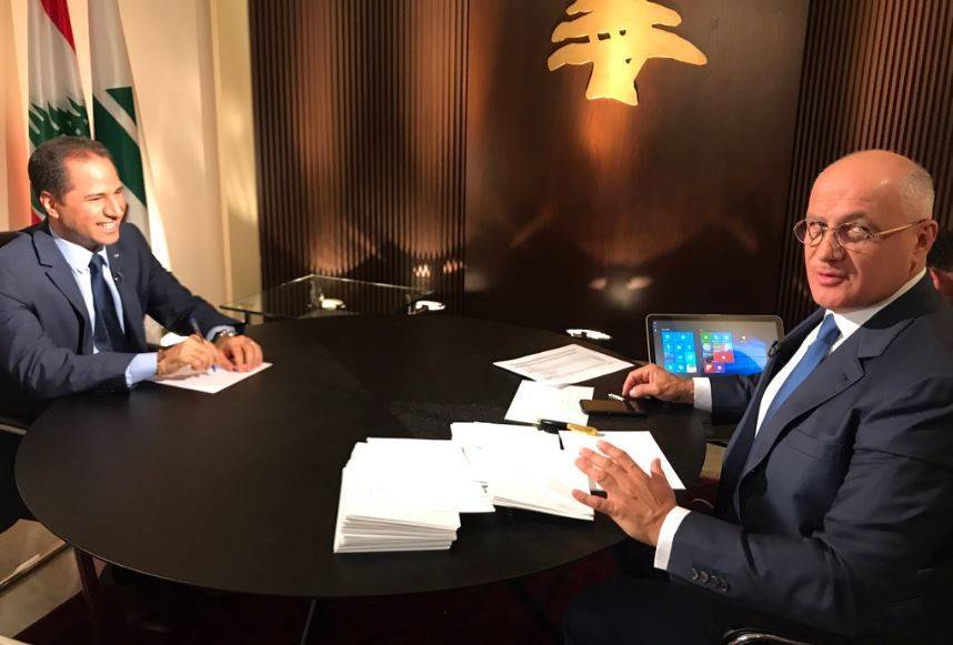 الجميل: سعد الحريري يعرف أين طعنني