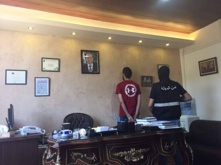 امن الدولة في البقاع اوقفت في بلدة رياق شخصا بجرم ترويج عملة