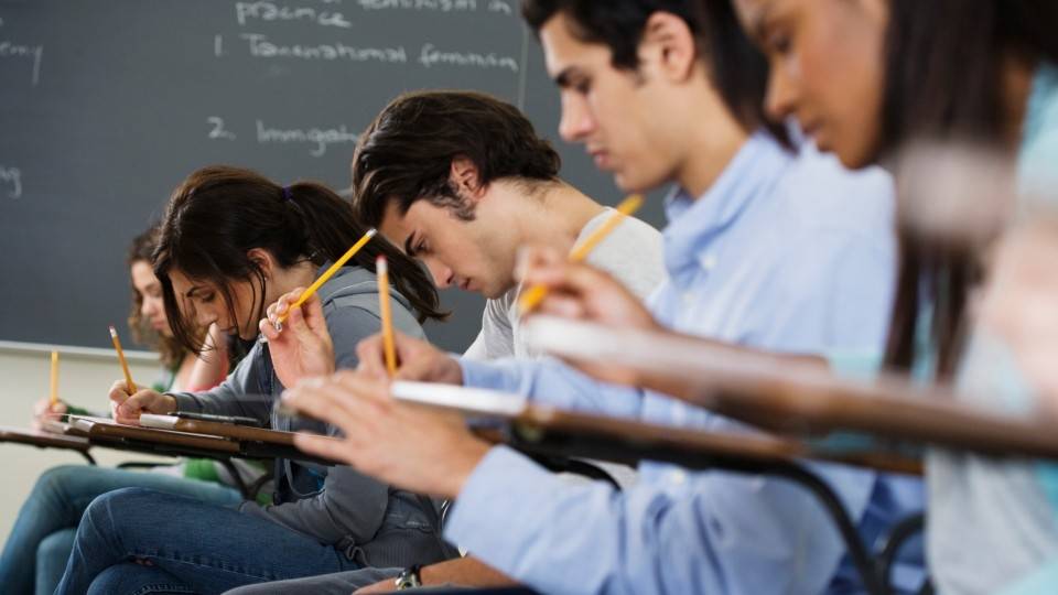 لطلاب الجامعات العرب.. منصةٌ جديدة للتعليم الإلكتروني!