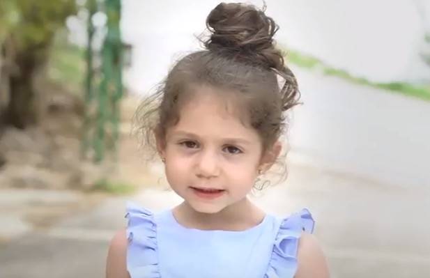 فيديو مؤثر لطفلة لبنانية توجه رسالة إنسانية!