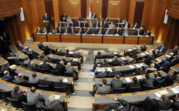 السياسة تفرط «السلسلة» وتعدم خطة الكهرباء الإنقاذيّة