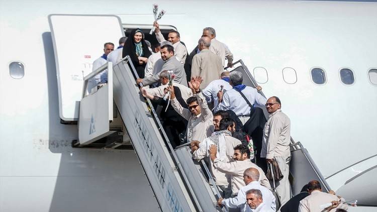 إيفاد أول دفعة من الحجاج الإيرانيين