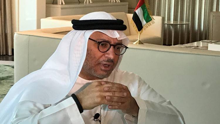 قرقاش يخيّر قطر: إما هدم الإخوان أو الفراق