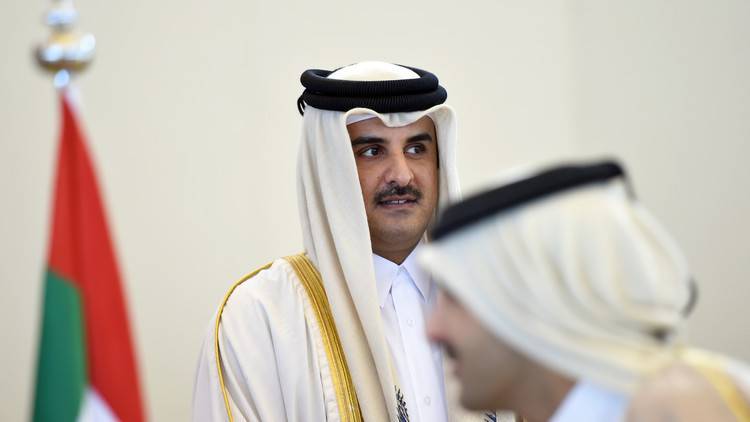 أمير الكويت يرسل مبعوثين إلى السعودية وقطر في محاولة أخيرة لاحتواء الأزمة الخليجية