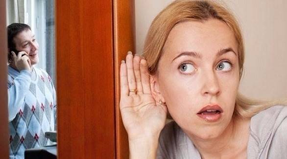 5 أسباب تدفعك للتوقف عن مراقبة شريك حياتك