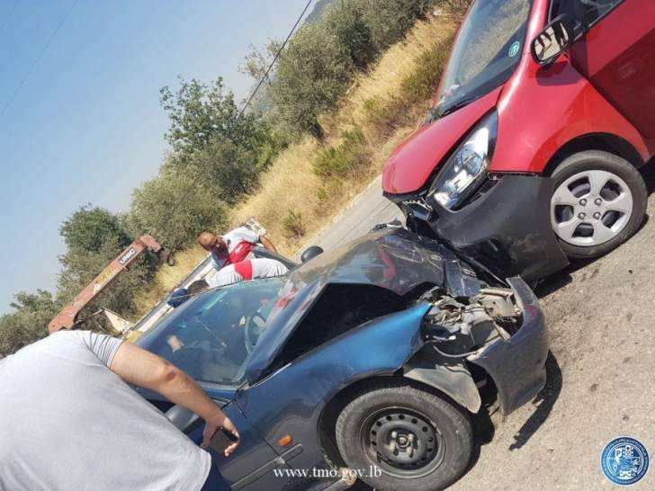 جريحان نتيجة تصادم بين 3 مركبات على طريق عام كوسبا الكورة