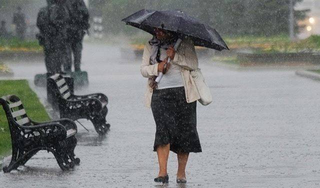 أهم أسباب هطول الأمطار الغزيرة في العالم مؤخرا