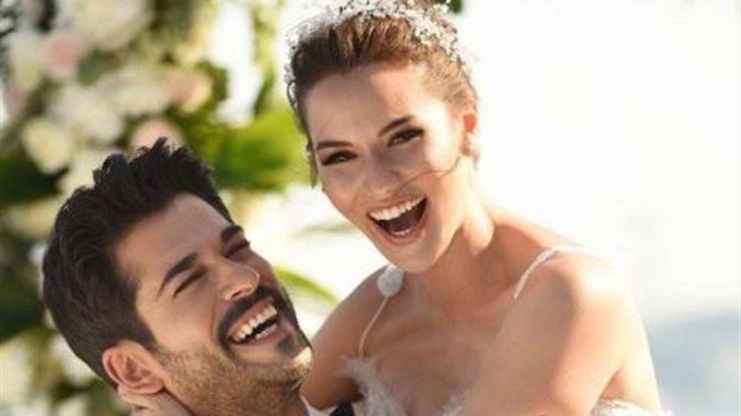 بعد صور زفافهما... بوراك وفهريّة يكتسحان انستغرام بصور شهر العسل!