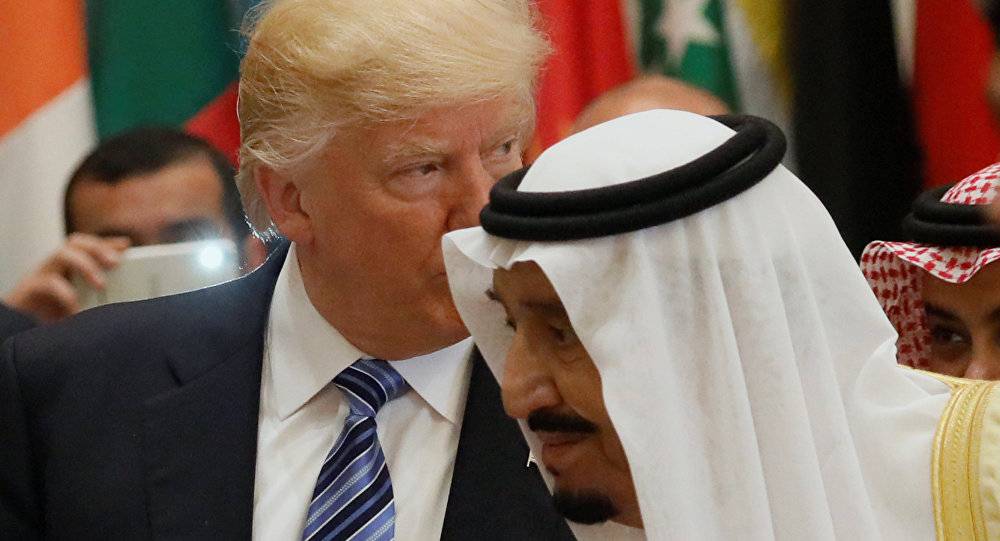 صحيفة بريطانية تكشف سر وقوف ترامب مع السعودية ضد قطر