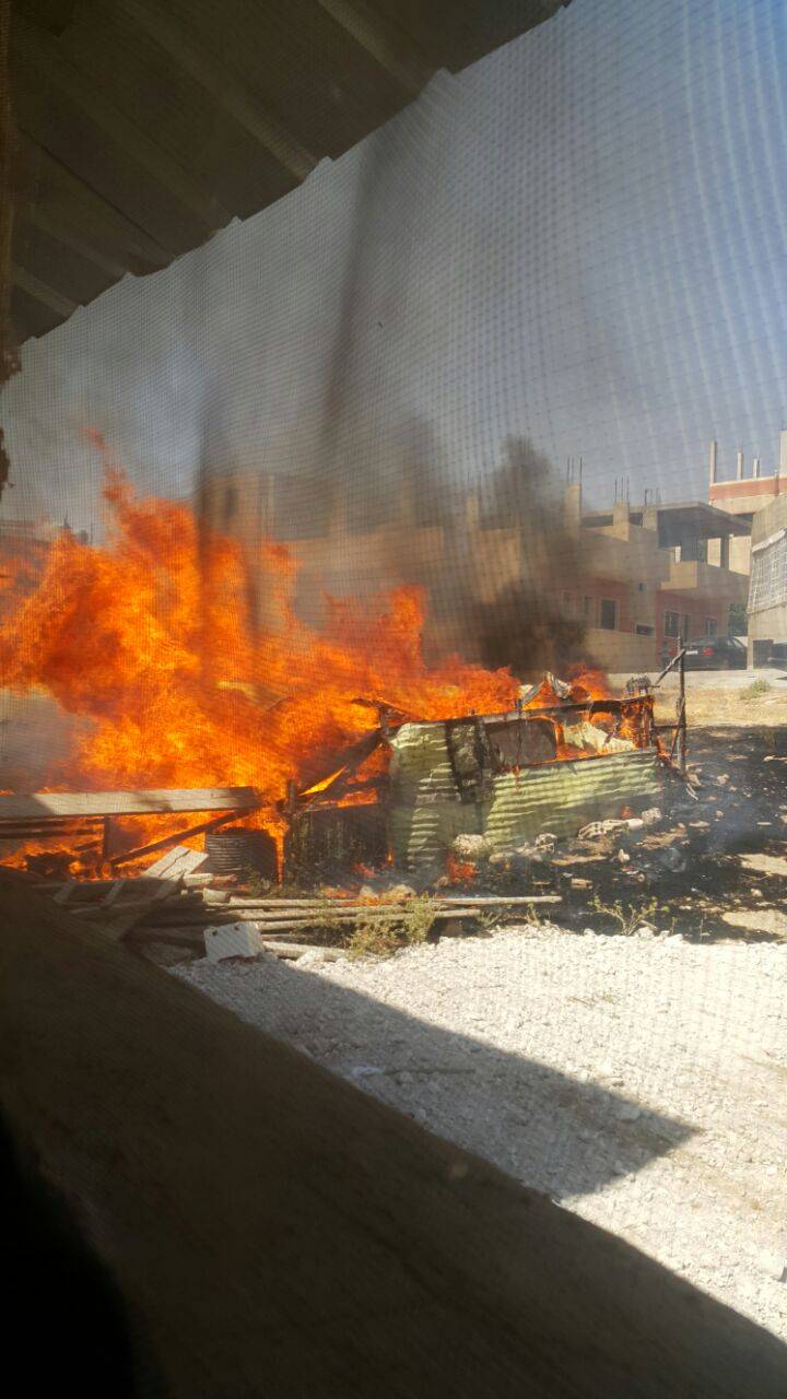 نفوق 25 راسا من الماشية في حريق داخل مزرعة في بعلبك