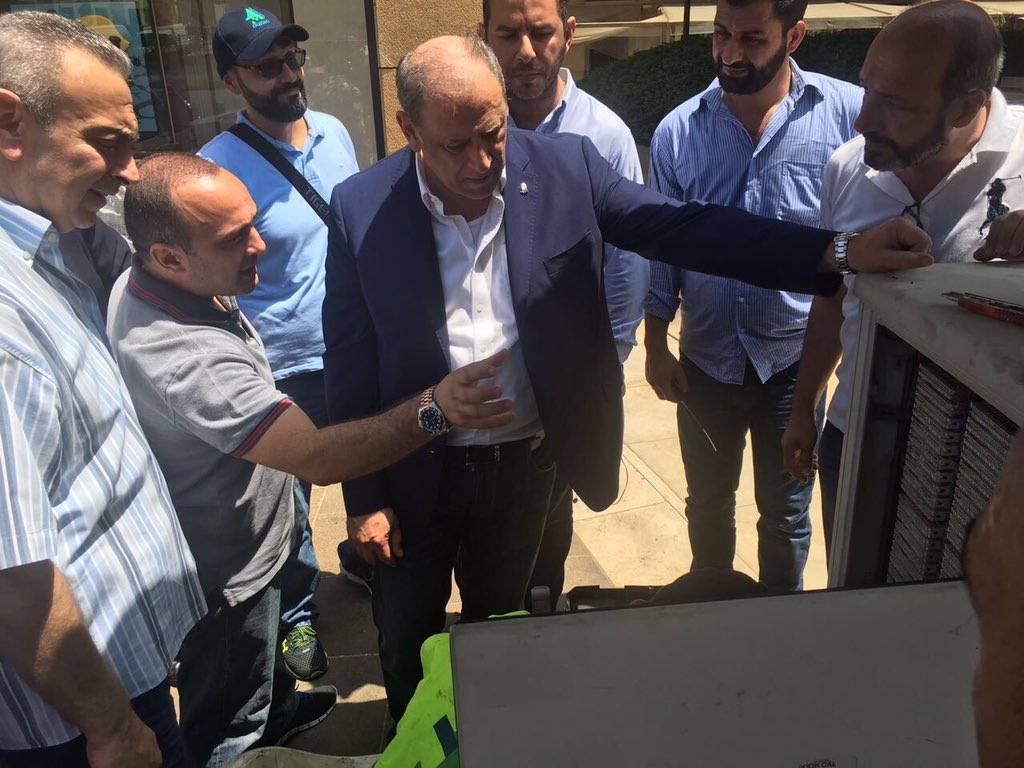 الجراح تفقد ورش صيانة شبكات اوجيرو في بيروت: وضع الشبكة سيء الآن لكن بوقت قريب سيشعر المواطنون بالفرق