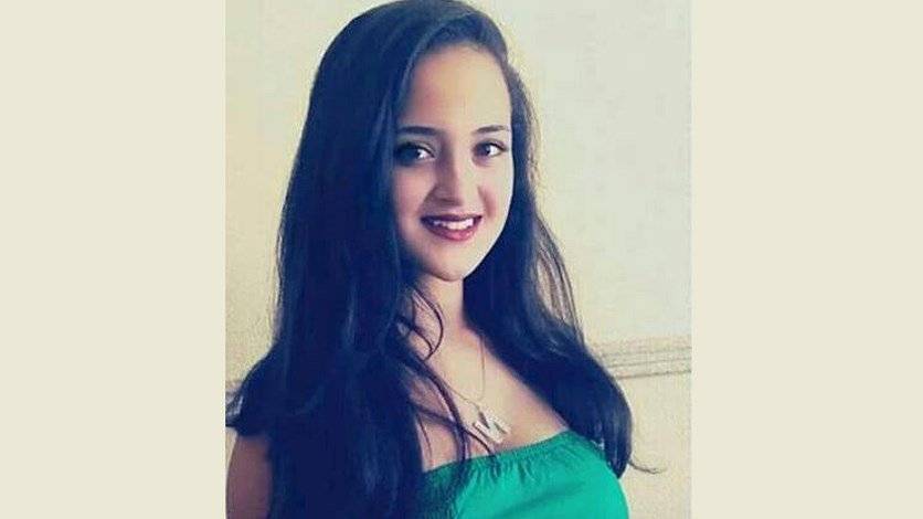 الطالبة نورهان مروان عبد الصمد احتلت المرتبة الاولى في لبنان عن شهادة العلوم العامة. وحازت على معدل 19.509