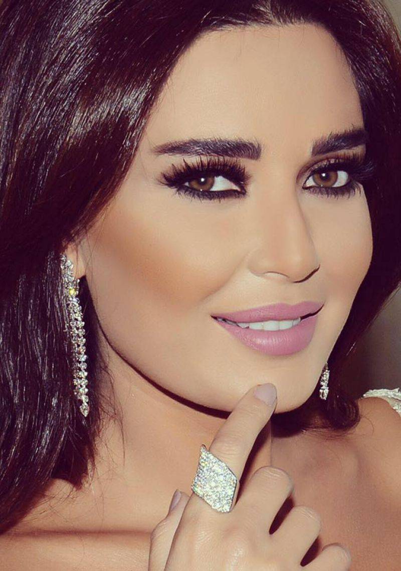 بالصورة- سيرين عبد النور بإطلالة لم تروها من قبل... شاهدوا ماذا فعلت وكيف بدت!