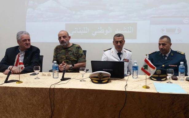 لقاء لـ «لابورا» حول التنوّع والتوازن في المؤسّسات العسكريّة
الصراف : الإستثمار بالجيش ليس بالسلاح بل بالدعم والتوجيه
الأب خضره : نُساعد المسيحيين خوفاً على لبنان