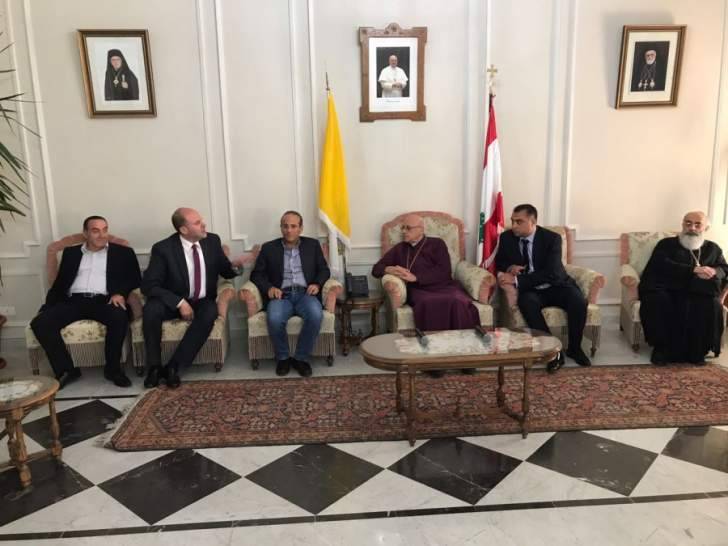 وزير الاقتصاد يبحث مع درويش الامور الاقتصادية اللبنانية