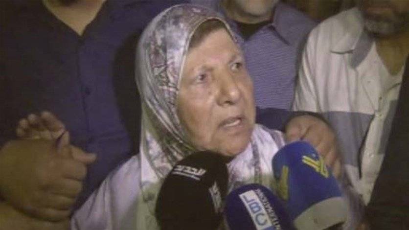 بعد توقيفها على خلفية مخالفة بناء..اليكم جديد قضية الحاجة خديجة