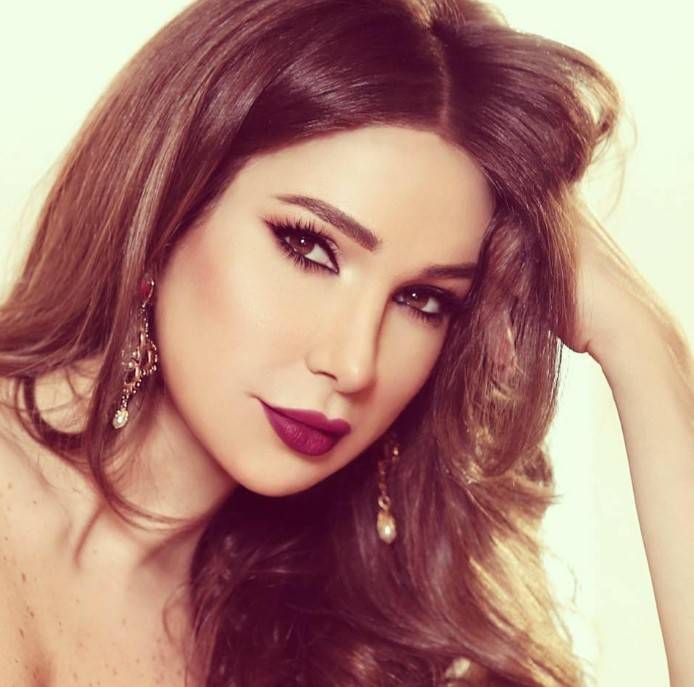 بالصورة.. ديما صادق باطلالة جذابة!
