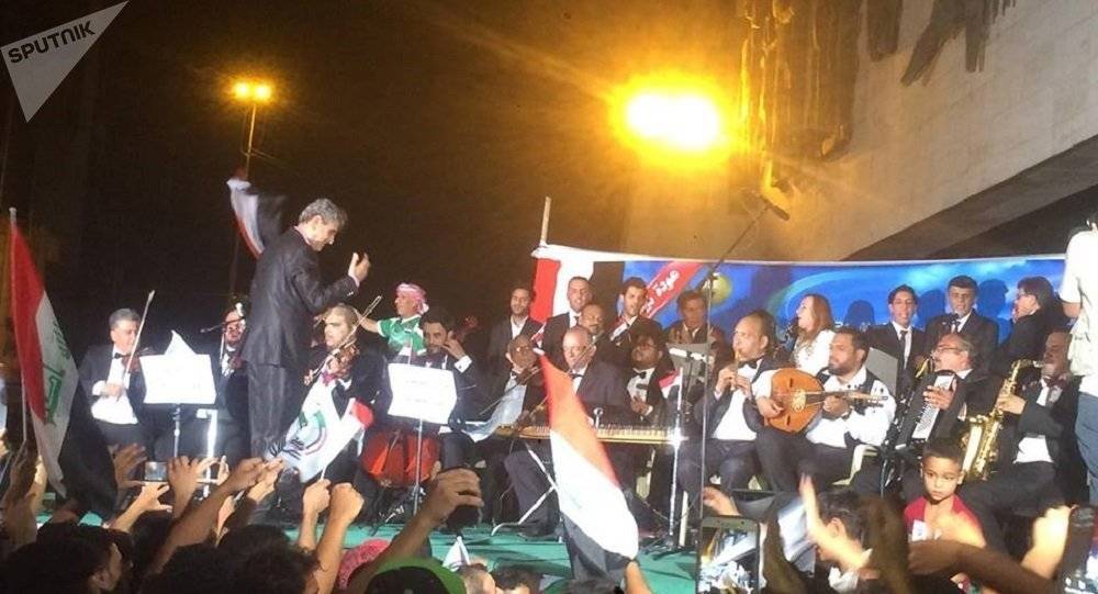 بالصور.. بغداد تغني وترقص احتفالا بالنصر على "داعش"