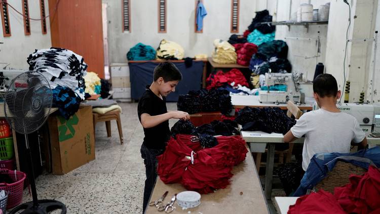 نتائج صادمة لدراسة حول أوضاع العمال السوريين في تركيا