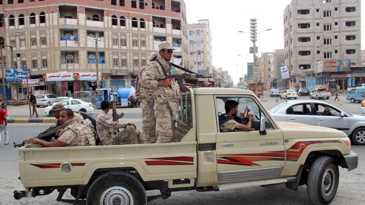 اليمن.. قتلى وجرحى بمواجهات عنيفة في الجوف ونهم