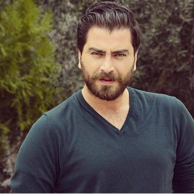 بالصورة - تعرفوا على زوجة معتصم النهار.. جمالها لا يوصف!!