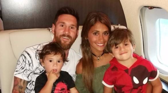 ميسي ينهي "شهر العسل" ويعود الى برشلونة