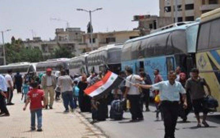 عودة المئات إلى حي الوعر بحمص.. وطلبات عودة بالآلاف