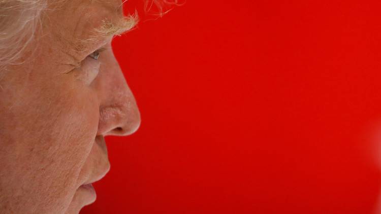 ترامب: بوتين كان يفضل فوز كلينتون.. والكرملين يعلق!