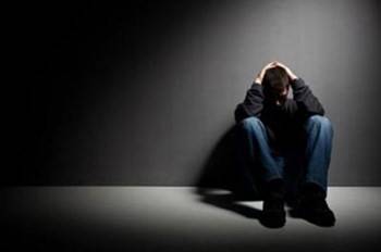 قصة مقززة.. فتيات تناوبوا على اغتصاب مُعلم بشكل متكرر!