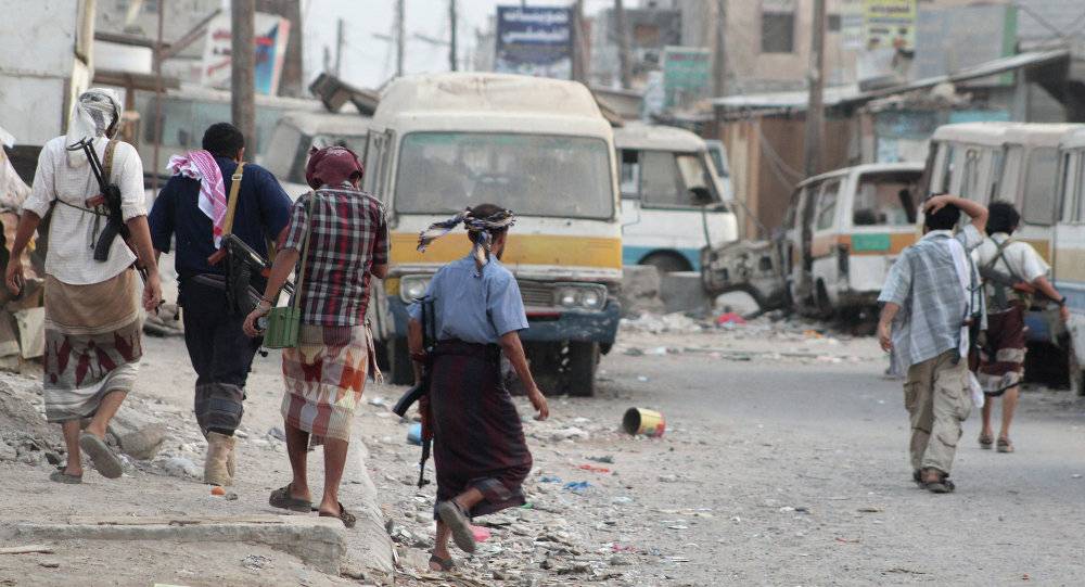 مقتل 12 بينهم مسؤولان أمنيان باشتباكات في تعز