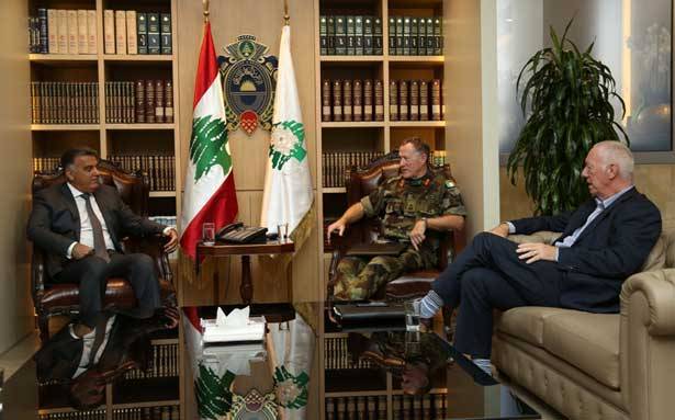 ابراهيم بحث مع قائد اليونيفل
الأوضاع على الحدود الجنوبيّة