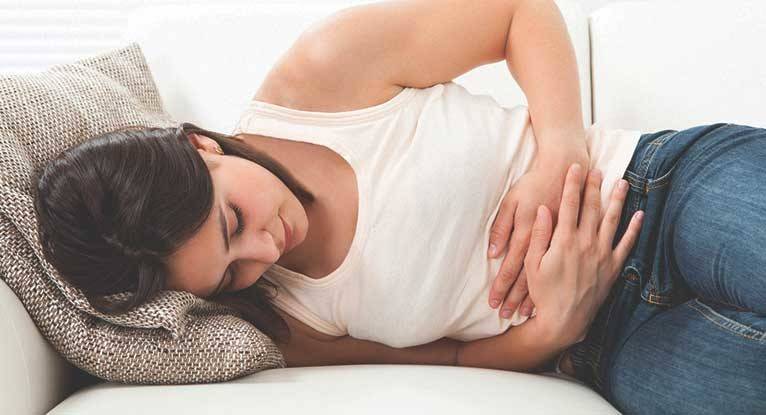 4 عادات يومية تسبب حموضة المعدة.. بينها قلي الطعام!