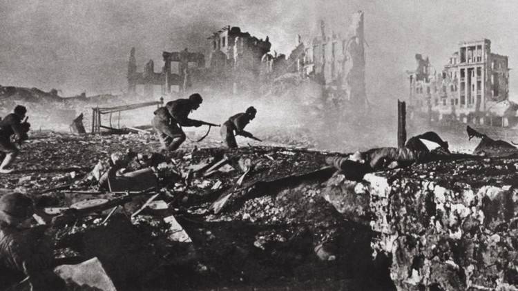الذكرى 75 عاما لمعركة ستالينغراد