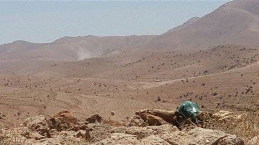 الطيران السوري يستهدف مواقع المسلحين في جرود عرسال