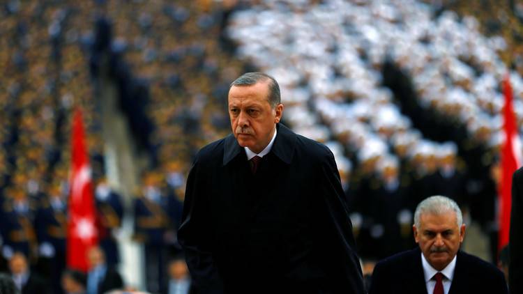 اطلب أي رقم فيجيبك أردوغان.. هذه مفاجأة الرئيس التركي!