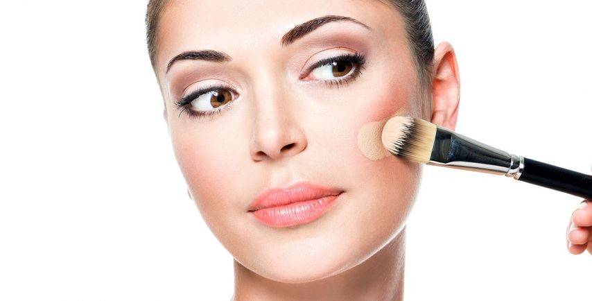 بـ 4 خطوات.. ثبتي كريم الأساس على البشرة طوال اليوم!