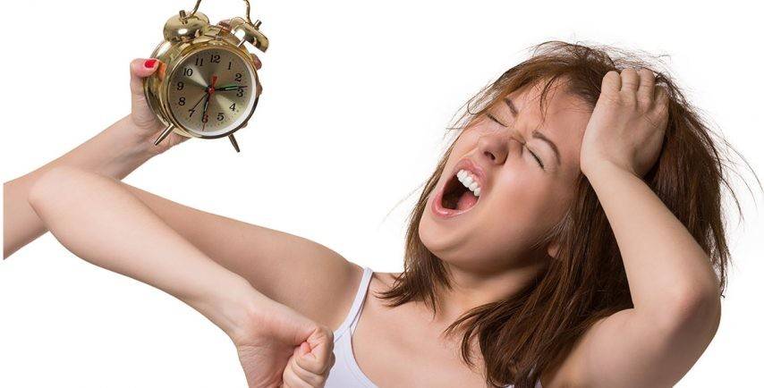 في 5 دقائق.. كيف تعدلين مظهر شعركِ بعد الاستيقاظ؟!