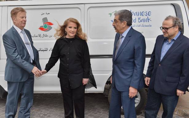 الصلح تقدّم حافلة مبرّدة لـ«بنك الغذاء»