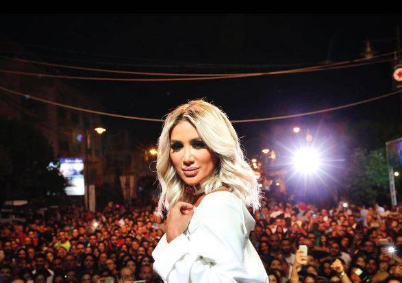 بالصورة- مايا دياب كانت "دماراً"..."الأبيض مع الأبيض مدهش"!