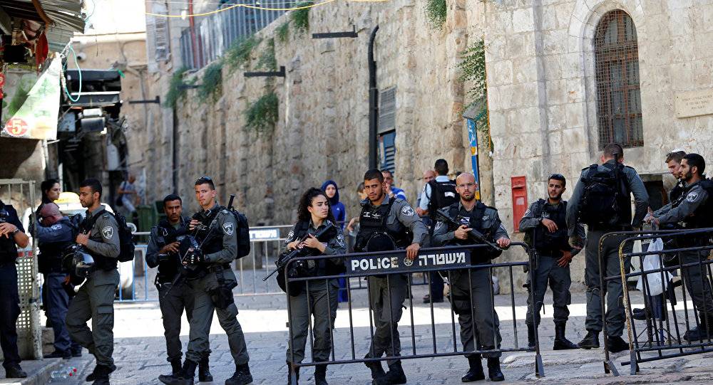 تظاهرة فلسطينية غاضبة في القدس وإصابة شرطية إسرائيلية