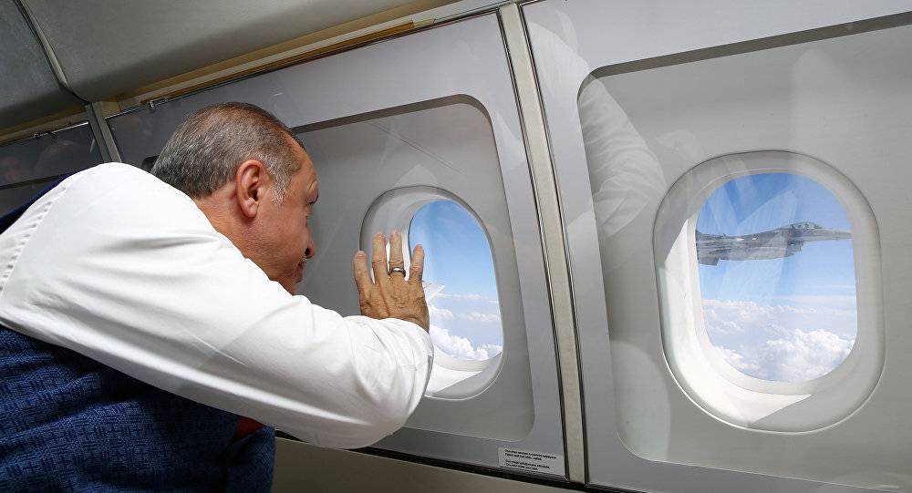 أردوغان يتوجه بجولة خليجية لحل الأزمة القطرية