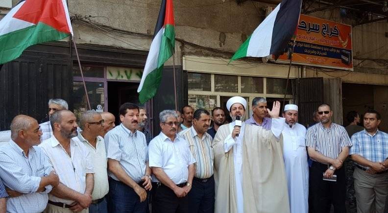 وقفة تضامنية مع شهداءالاقصى لفصائل المقاومة واللجان الفلسطينية في مخيم البداوي